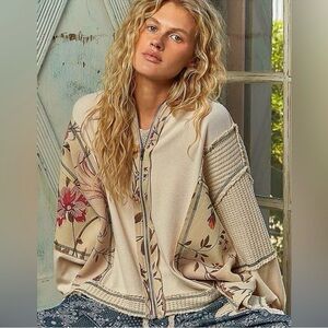 NWOT POL Textured Knit Box Cut Hoodie Thermal in Cream and Olive